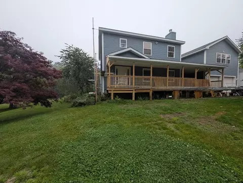 13 Boucher Rd, Charlton, MA 01507