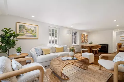 21 Branch St, Boston, MA 02108