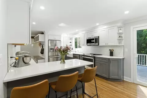 Kitchen - 6 Flagg Dr, Framingham, MA 01702 photo 4 of 5