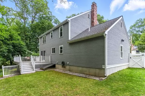 Exterior - 6 Flagg Dr, Framingham, MA 01702 photo 5 of 7