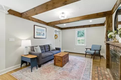 Living - 6 Flagg Dr, Framingham, MA 01702 photo 1 of 5