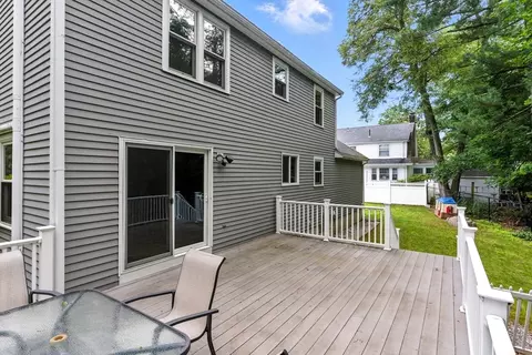 Exterior - 6 Flagg Dr, Framingham, MA 01702 photo 4 of 7