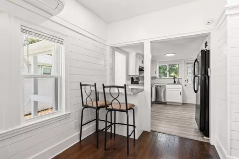 Entry Way - 19 Arlington Rd, Dedham, MA 02026 photo 5 of 9