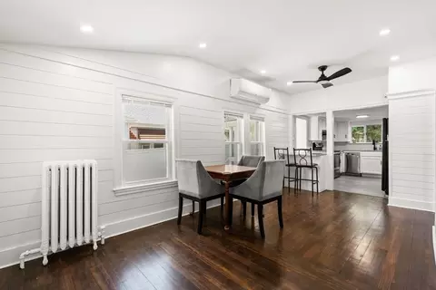 Entry Way - 19 Arlington Rd, Dedham, MA 02026 photo 6 of 9