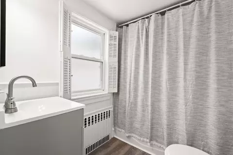 Bath - 19 Arlington Rd, Dedham, MA 02026 photo 1 of 2