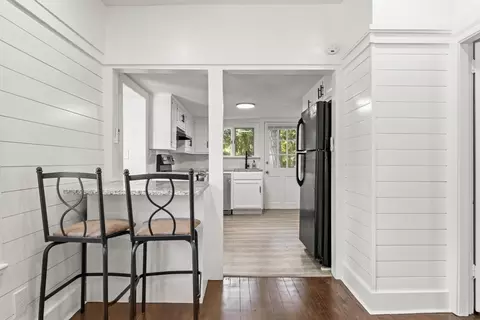 Entry Way - 19 Arlington Rd, Dedham, MA 02026 photo 4 of 9