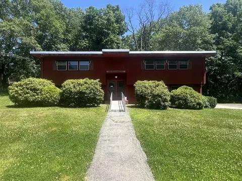 50 Sun Valley Dr, Haverhill, MA 01835