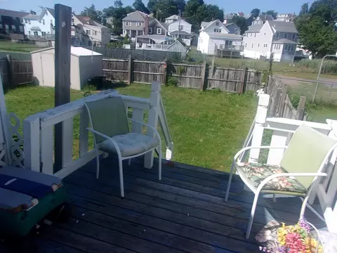 127 Hampton Cir, Hull, MA 02045 photo 3