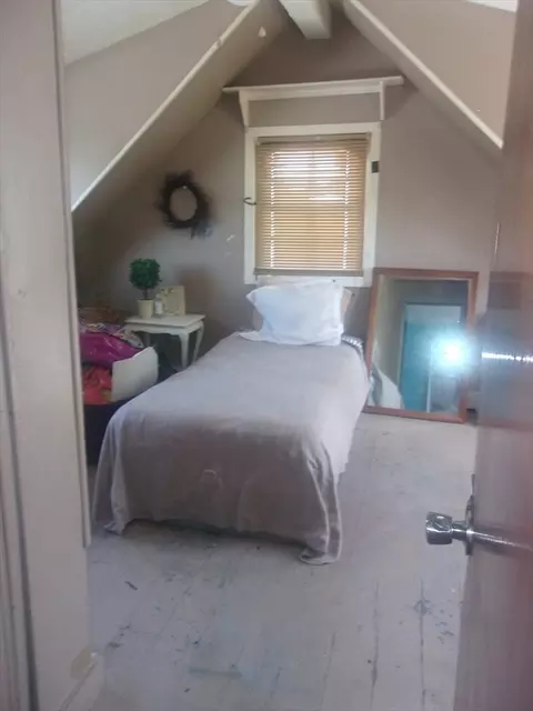 127 Hampton Cir, Hull, MA 02045 photo 9