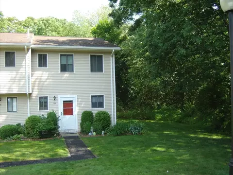 16 Heather Ln #16, Bridgewater, MA 02324