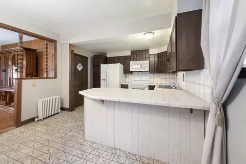 73 Biltmore St, Springfield, MA 01108 photo 9