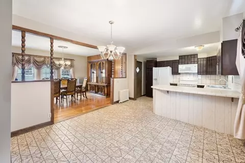 73 Biltmore St, Springfield, MA 01108 photo 12
