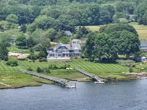 1794 Drift #E, Westport, MA 02790