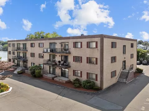 404 Broadway #104, Lynn, MA 01904