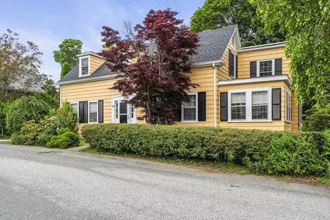 15 Linden, Marblehead, MA 01945