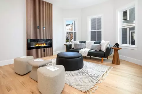 58 Putnam St #A, Somerville, MA 02143