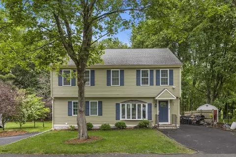 18 2 Cannon Hill Ave # -1, Groveland, MA 01834