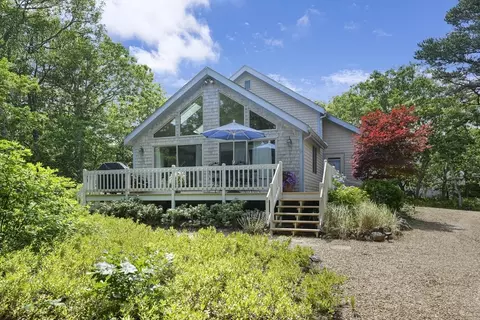 10 Eagles Nest, Edgartown, MA 02539