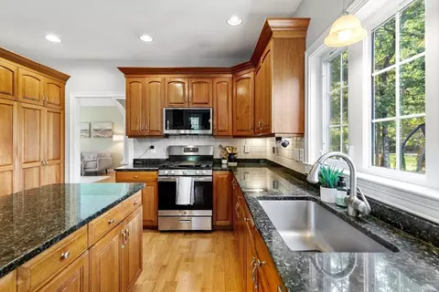 Kitchen - 20 Hillside Dr, Georgetown, MA 01833 photo 3 of 4