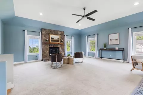 Living - 20 Hillside Dr, Georgetown, MA 01833 photo 3 of 4