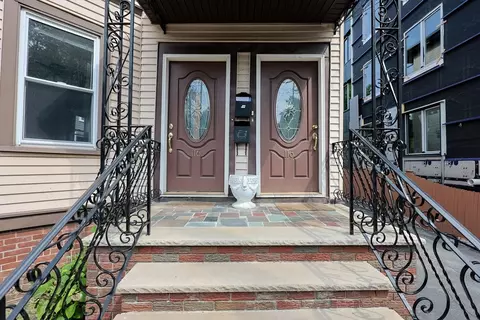 116 Prospect St, Somerville, MA 02143