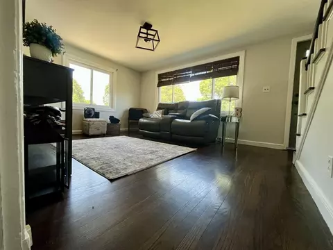 16 Douglas Ave, Beverly, MA 01915 photo 5