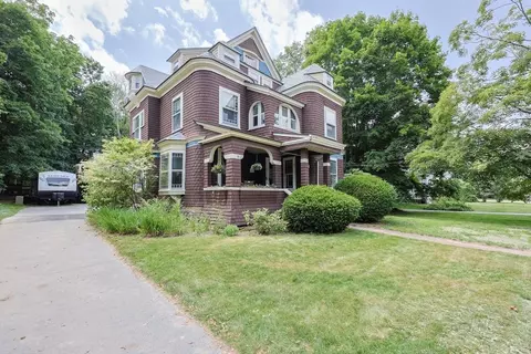 14 Baker St, Foxboro, MA 02035