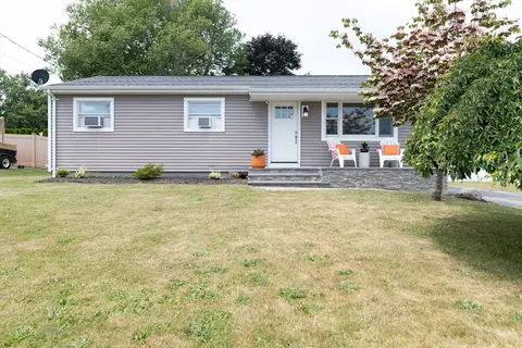 11 Ann Ave, Dartmouth, MA 02747