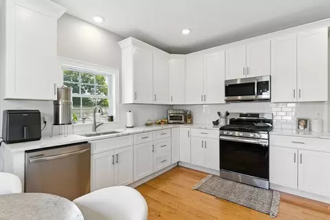 Kitchen - 25 Conant St #3, Danvers, MA 01923 photo 2 of 3