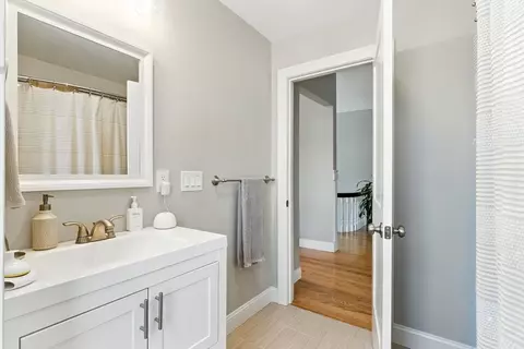 Bath - 25 Conant St #3, Danvers, MA 01923 photo 3 of 3
