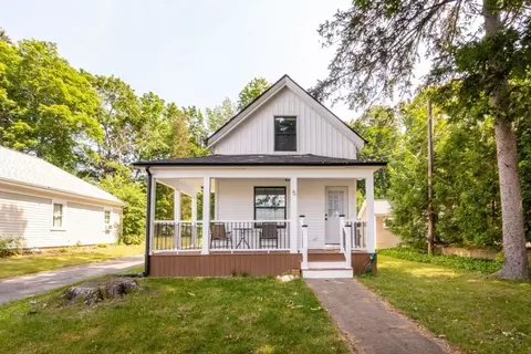 5 Fales Ave, North Attleboro, MA 02760