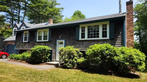 94 Bourne Rd, Plymouth, MA 02360