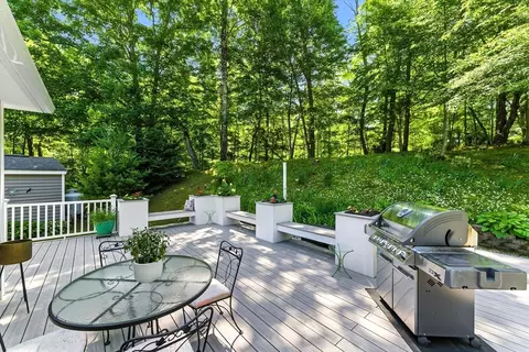 Exterior - 8 Sizer Dr, Wales, MA 01081 photo 6 of 13