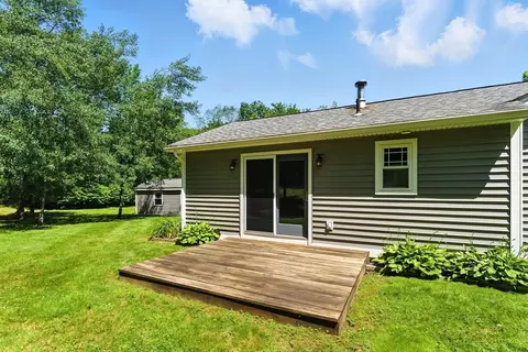 Exterior - 8 Sizer Dr, Wales, MA 01081 photo 10 of 13