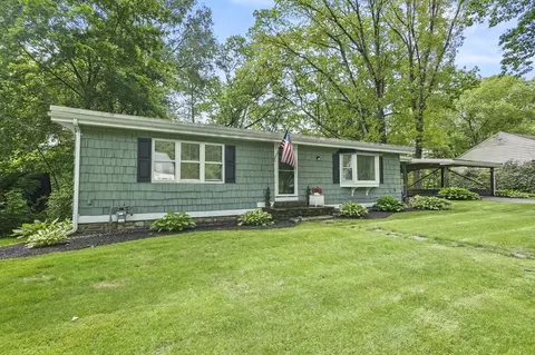 228 Hillside Rd, Southbridge, MA 01550