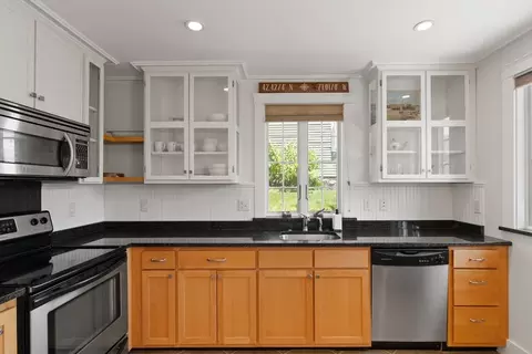 150 Prospect St #3, Gloucester, MA 01930 photo 6