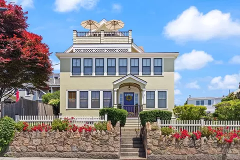 150 Prospect St #3, Gloucester, MA 01930