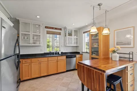 150 Prospect St #3, Gloucester, MA 01930 photo 5