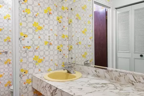 Bath - 147 Sylvan St #18A, Danvers, MA 01923 photo 3 of 3