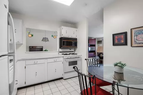 Kitchen - 147 Sylvan St #18A, Danvers, MA 01923 photo 2 of 2