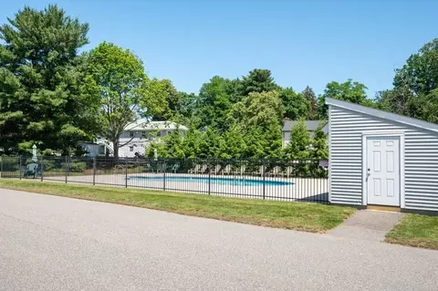 Exterior - 147 Sylvan St #18A, Danvers, MA 01923 photo 3 of 4