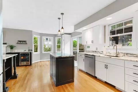 5 Memory Ln, Wakefield, MA 01880 photo 9