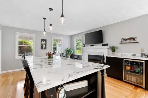 5 Memory Ln, Wakefield, MA 01880 photo 8