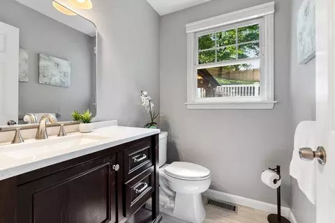 5 Memory Ln, Wakefield, MA 01880 photo 17