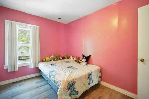 18 Olive St, Springfield, MA 01109 photo 16