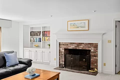 16 Fulling Mill Ln, Hingham, MA 02043 photo 14