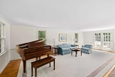 16 Fulling Mill Ln, Hingham, MA 02043 photo 10