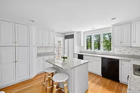 16 Fulling Mill Ln, Hingham, MA 02043 photo 4