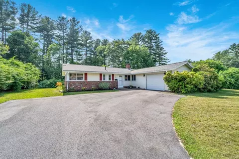 8 Raymond Rd, Chelmsford, MA 01824