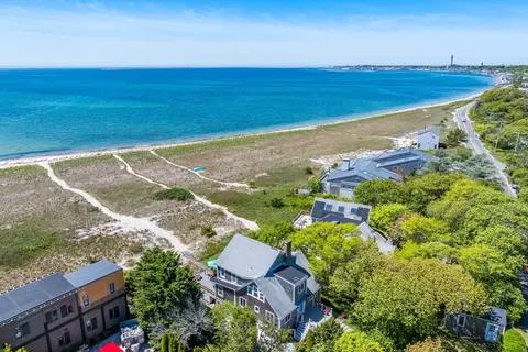 777 Commercial St, Provincetown, MA 02657